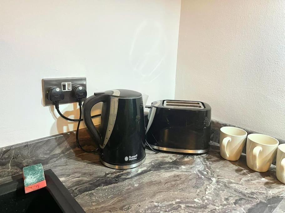 Lovely 3 Bed Ground Floor Apartment Near Qe Hospital Harborne Birmingham New Екстериор снимка