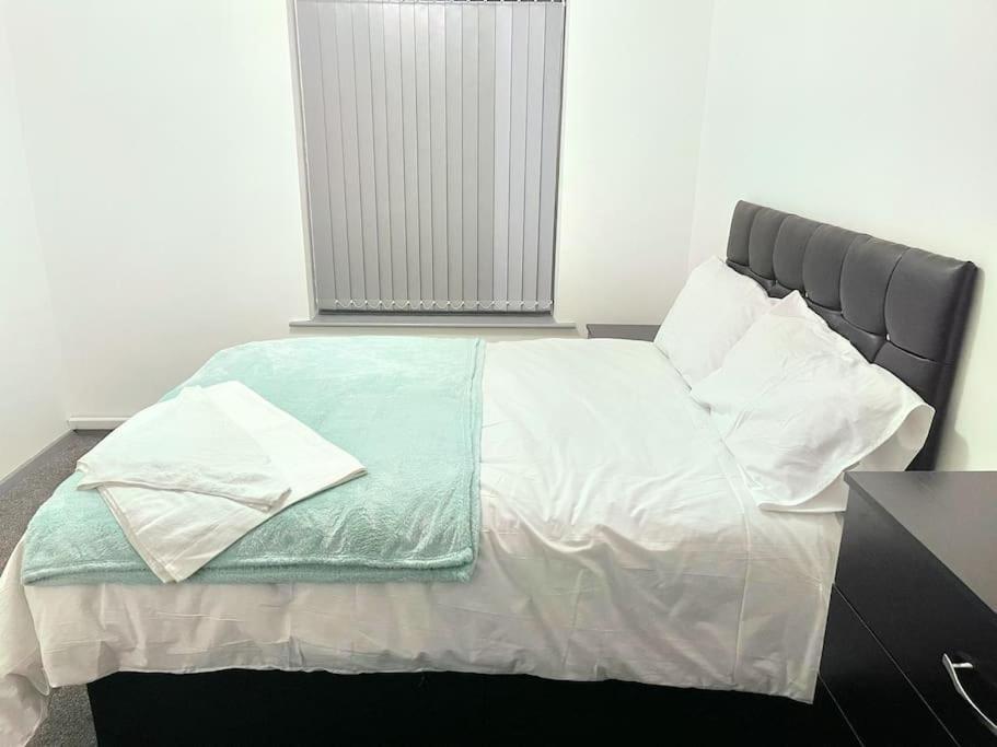 Lovely 3 Bed Ground Floor Apartment Near Qe Hospital Harborne Birmingham New Екстериор снимка