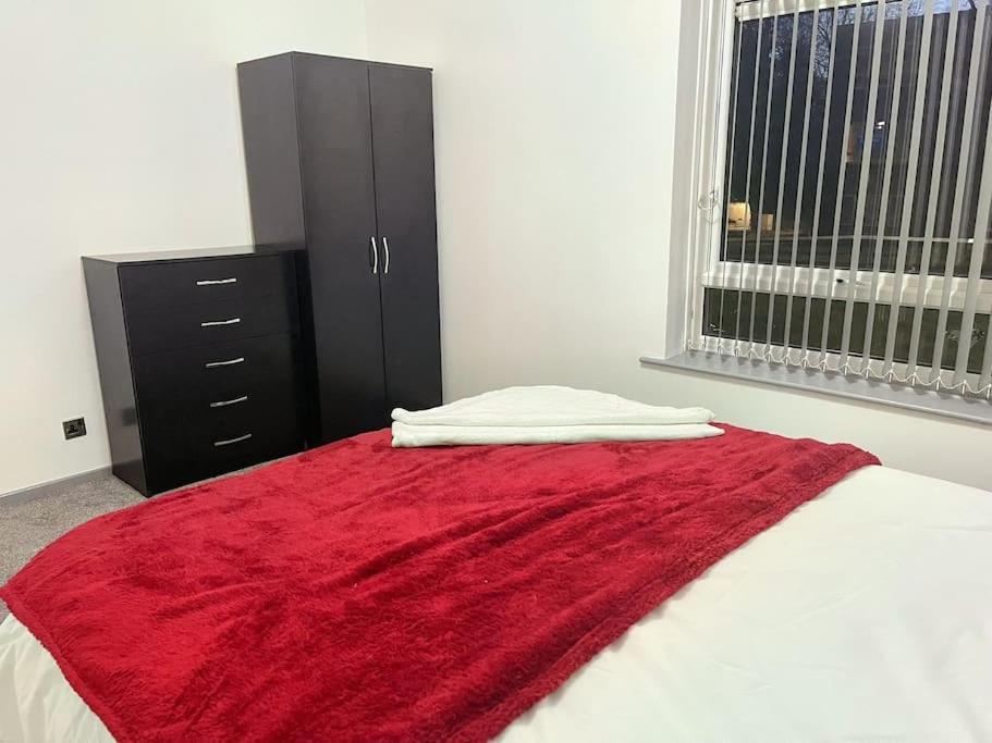 Lovely 3 Bed Ground Floor Apartment Near Qe Hospital Harborne Birmingham New Екстериор снимка